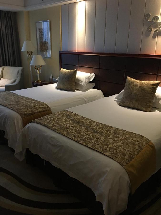 รามาดา บาย วินด์แฮม หยางโจว เปาหยิง Hotel Baoying ภายนอก รูปภาพ