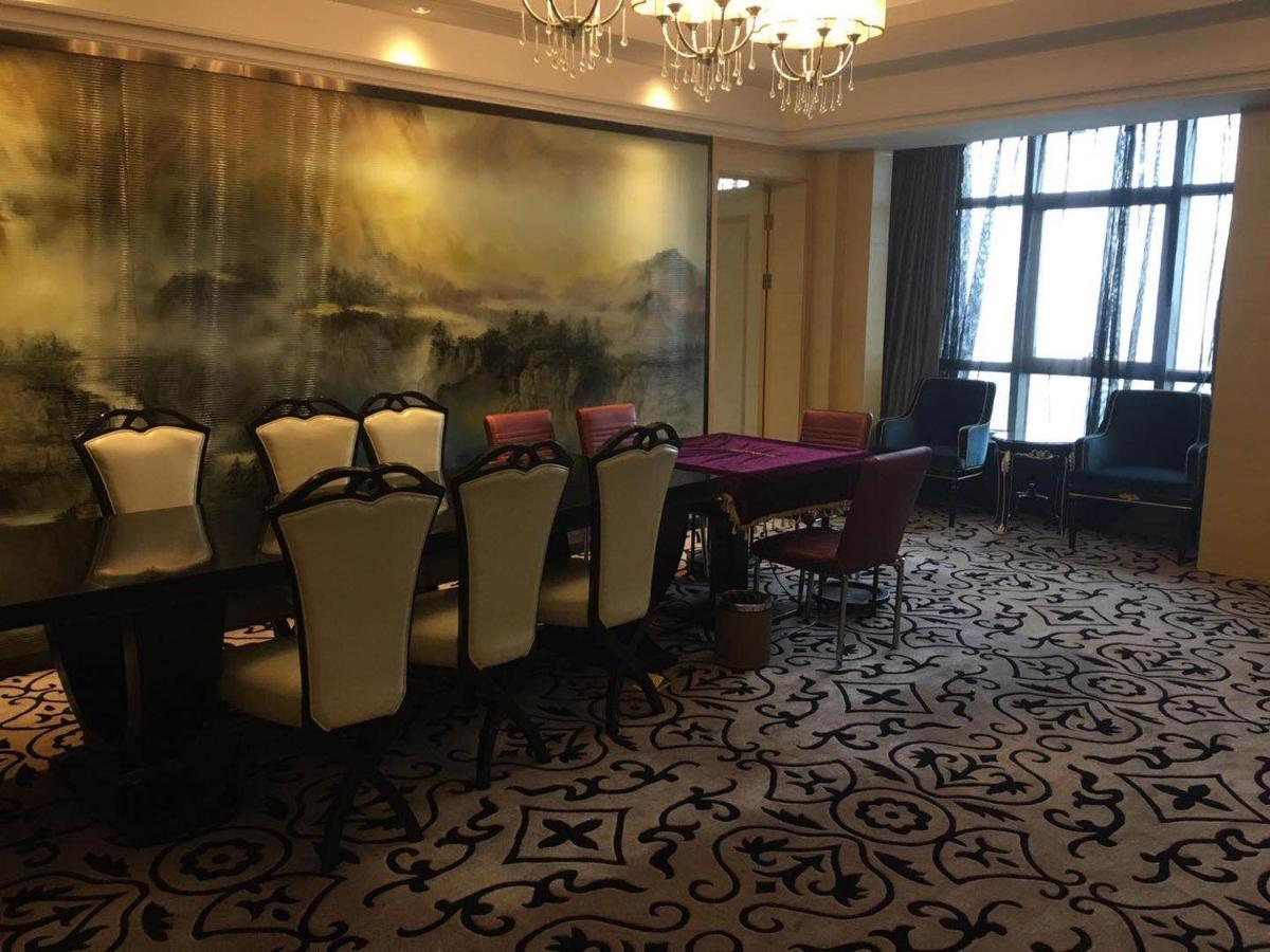 รามาดา บาย วินด์แฮม หยางโจว เปาหยิง Hotel Baoying ภายนอก รูปภาพ
