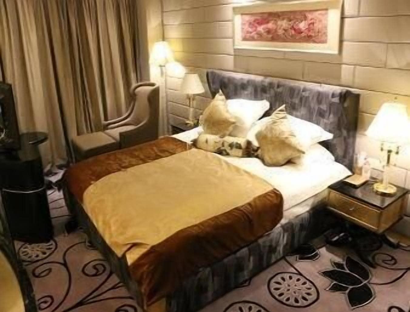 รามาดา บาย วินด์แฮม หยางโจว เปาหยิง Hotel Baoying ภายนอก รูปภาพ